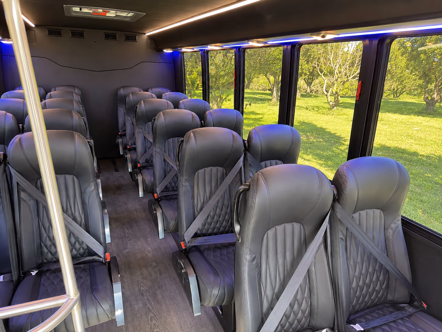 lancaster 15 passenger minibus interior