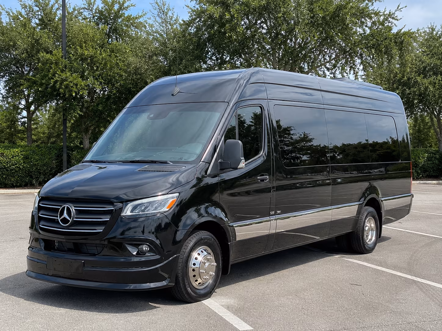 lancaster sprinter limousine