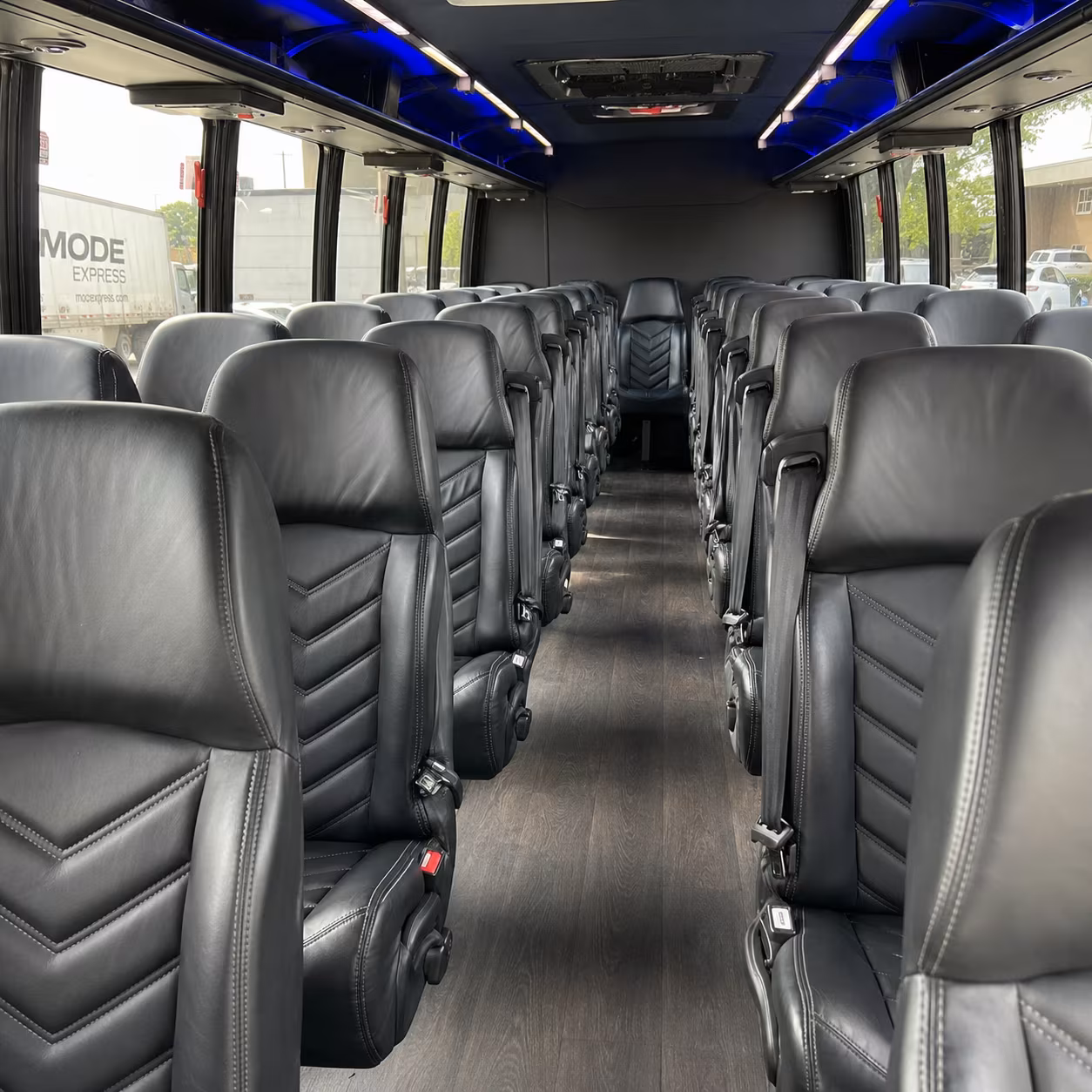 minibus rentals for lancaster bridal party transfers and getting ready logistics