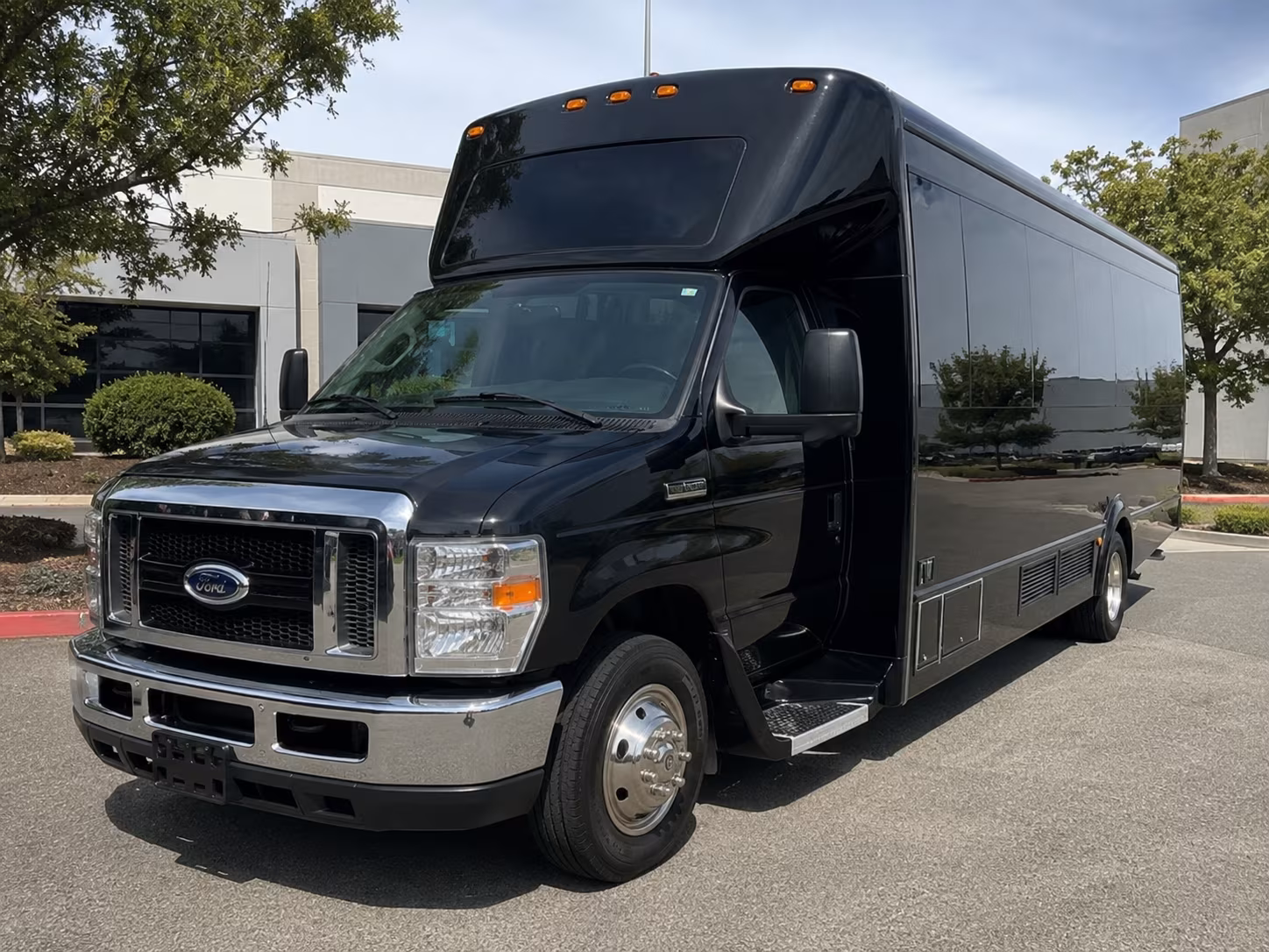 party bus transportation for lancaster area proms homecoming