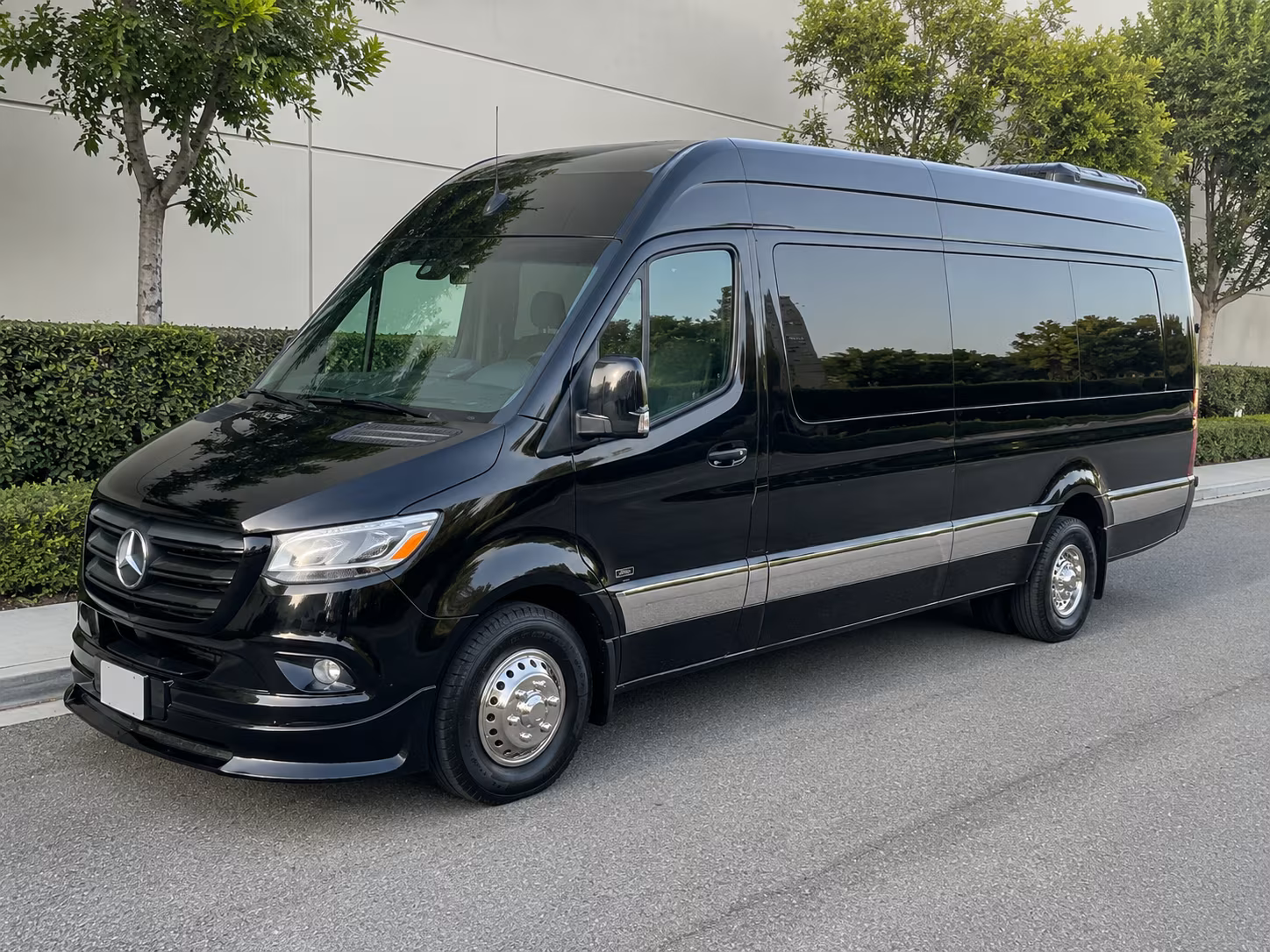 sprinter van wine tours for intimate groups around the high desert